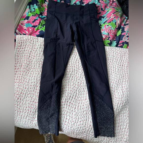 Lulu lemon leggings with pocket - Picture 1 of 4
